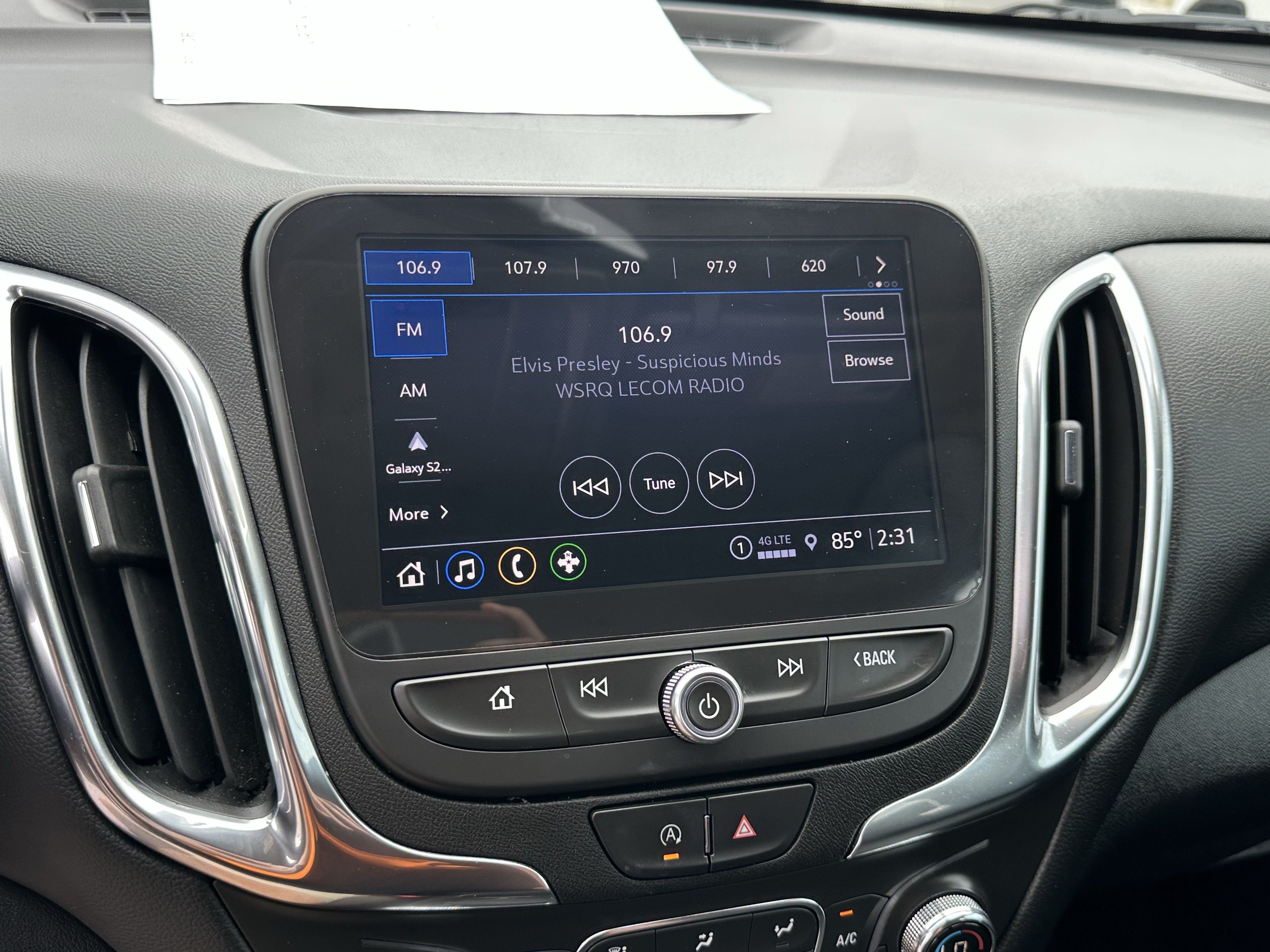 Certified 2024 Chevrolet Equinox LT FWD image 28