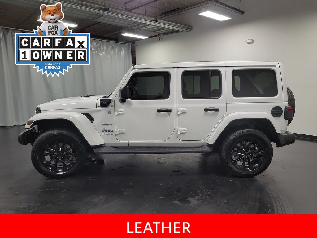 Used 2022 Jeep Wrangler Unlimited Sahara w/ Cold Weather Group AWD/4WD image 5