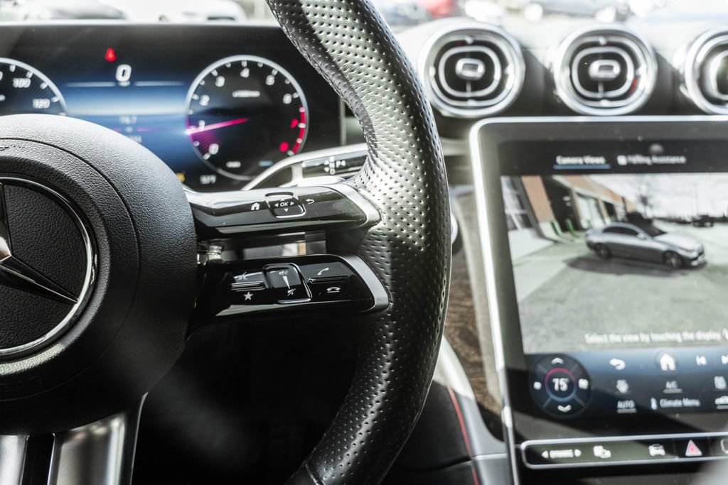 Used 2023 Mercedes-Benz C 300 4MATIC Sedan image 23