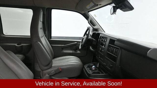 Used 2024 Chevrolet Express 3500 LS RWD image 17