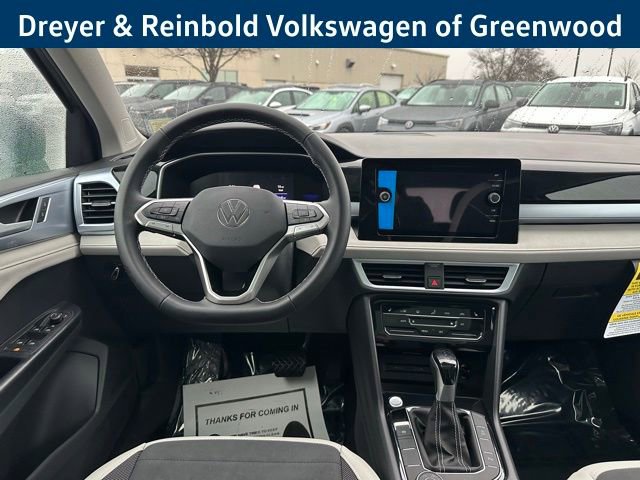 New 2026 Volkswagen Taos SE image 14
