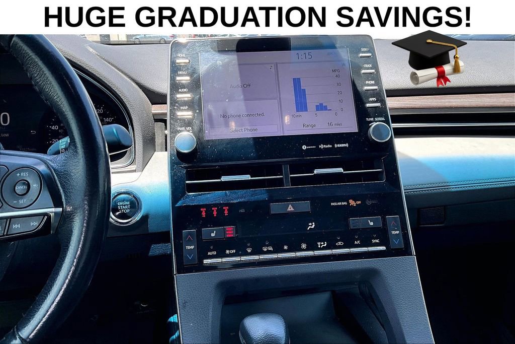 Used 2019 Toyota Avalon XLE w/ Moonroof Package FWD image 8