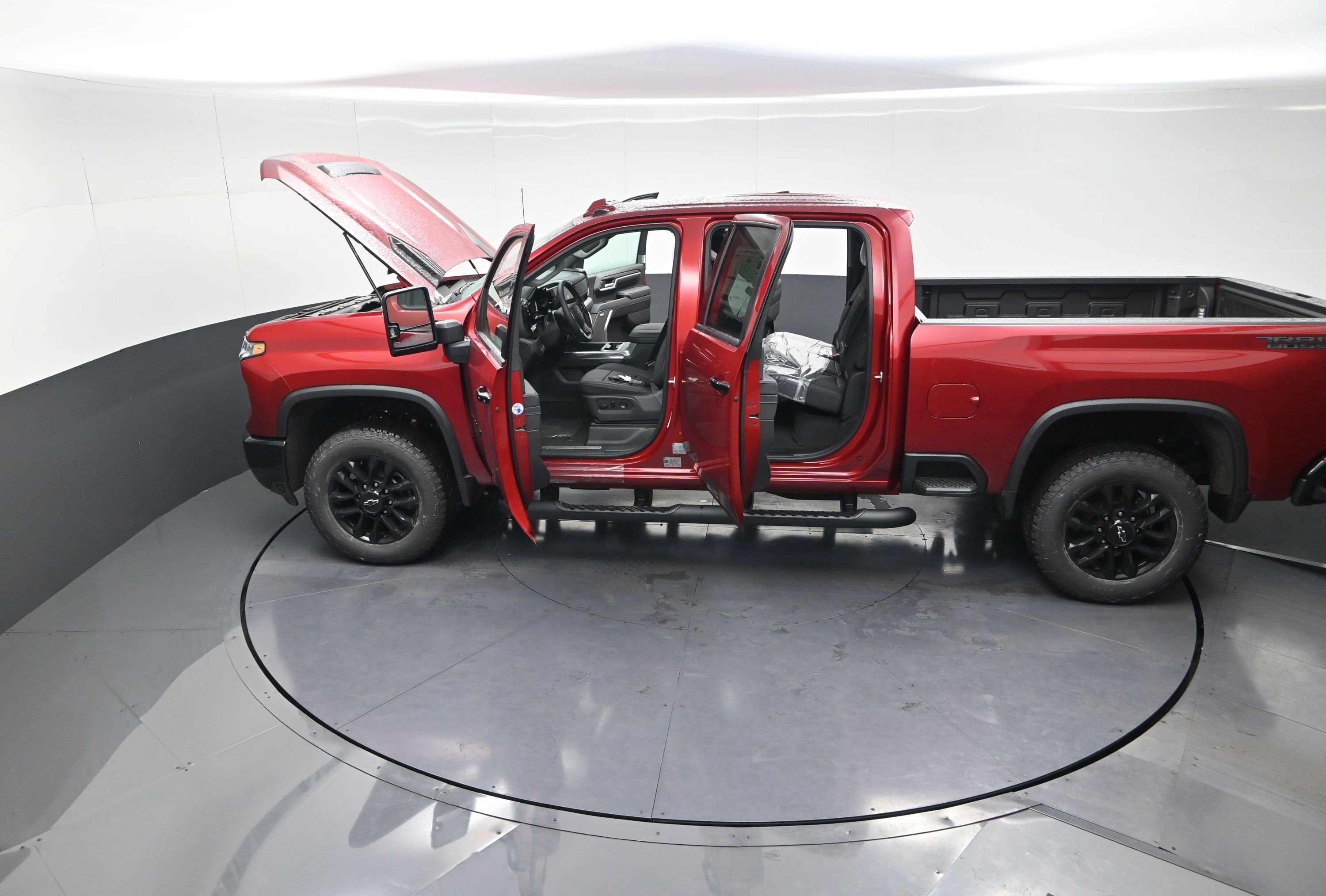 New 2026 Chevrolet Silverado 2500 LTZ w/ Trail Boss Package image 15