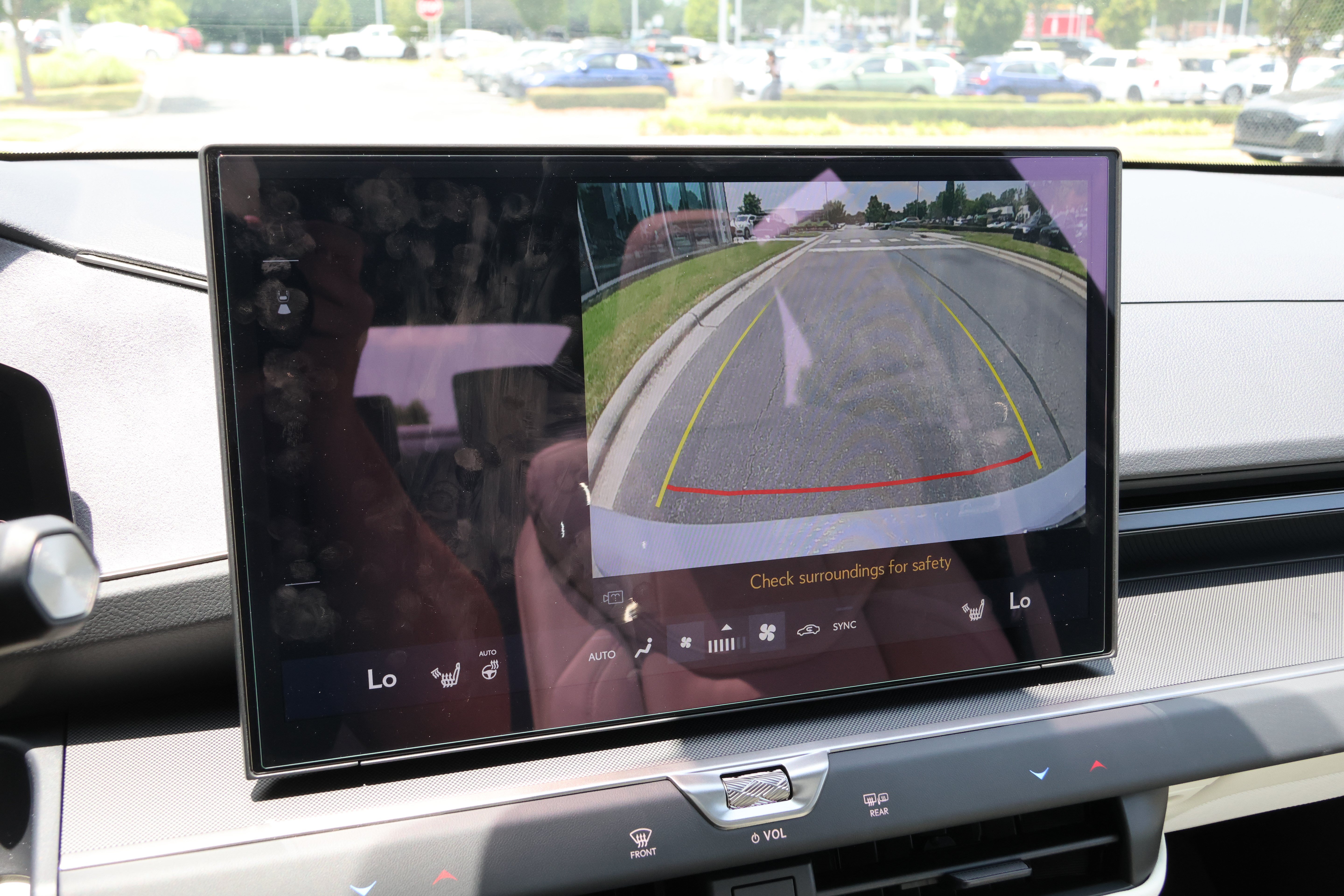 New 2026 Lexus ES 350e FWD image 23