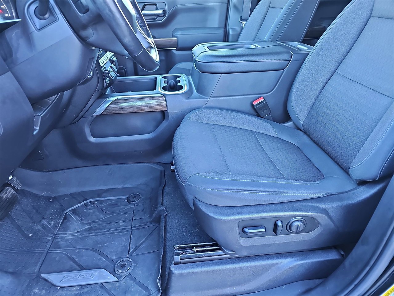 Used 2019 Chevrolet Silverado 1500 LT Trail Boss image 14