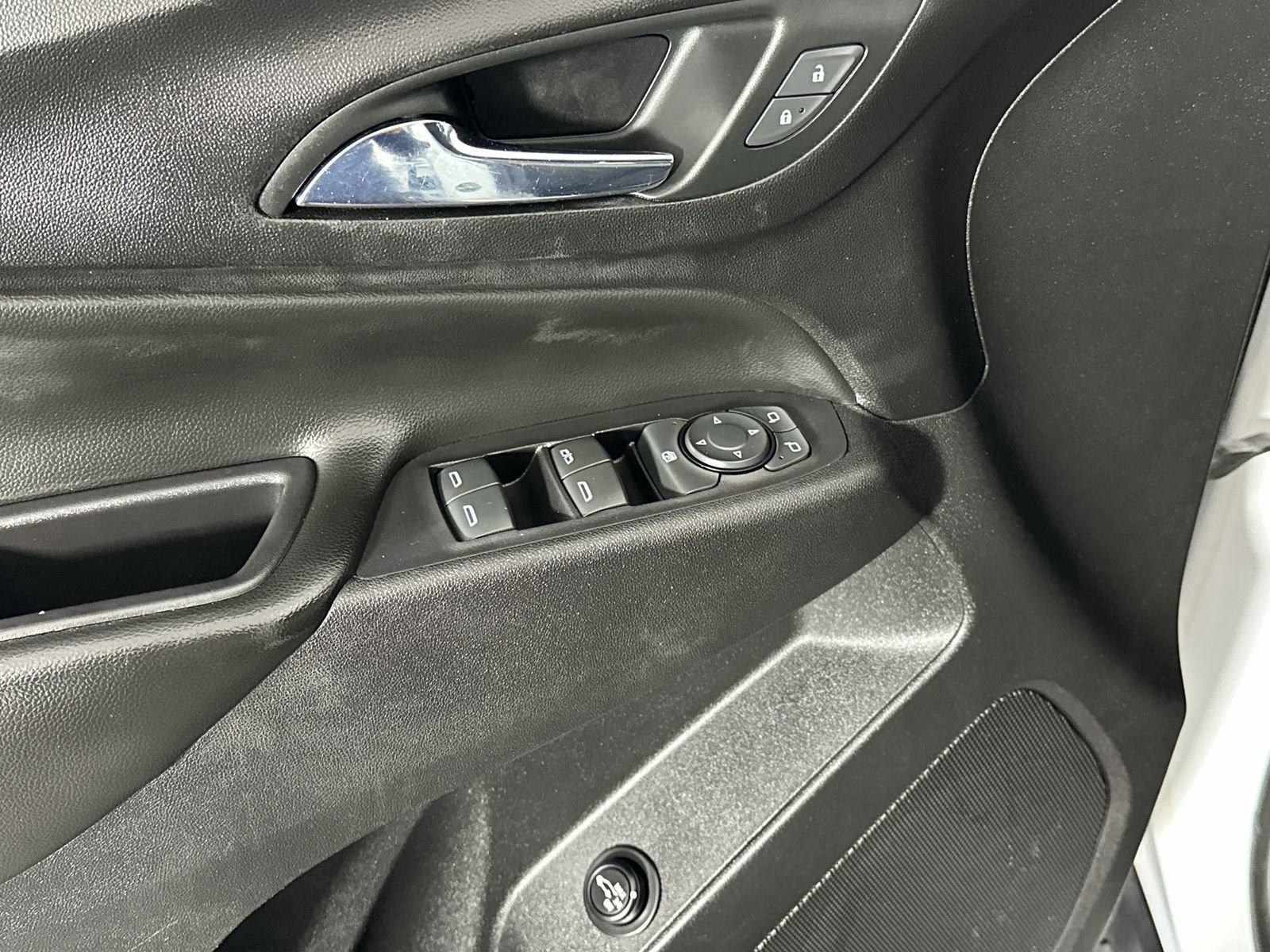 Used 2019 Chevrolet Equinox LT FWD image 13