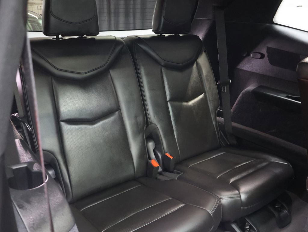 Used 2020 Cadillac XT6 Premium Luxury image 14