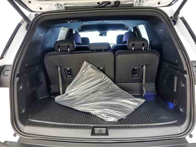 New 2026 Chevrolet Traverse LT w/ LPO, Floor Liner Package AWD/4WD image 20