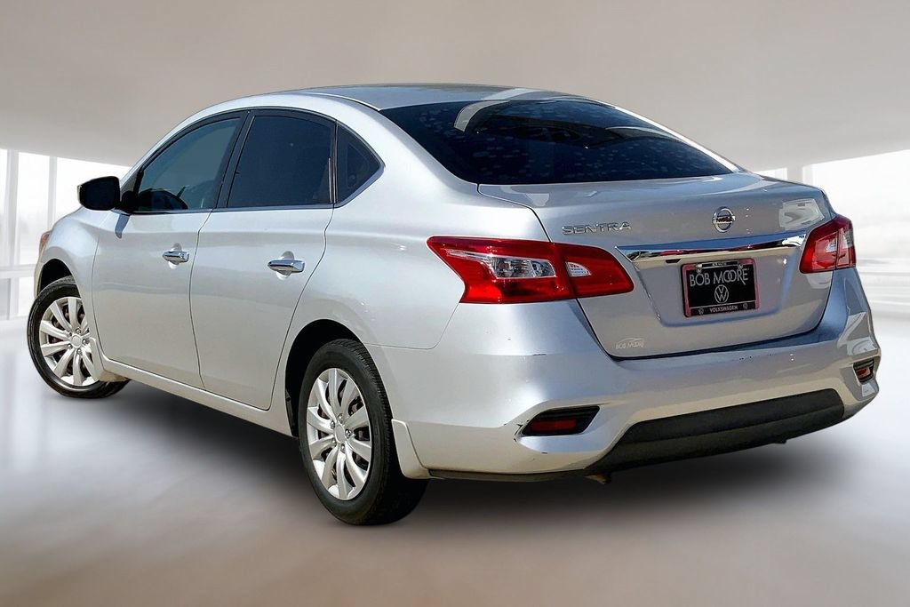 Used 2018 Nissan Sentra S FWD image 12