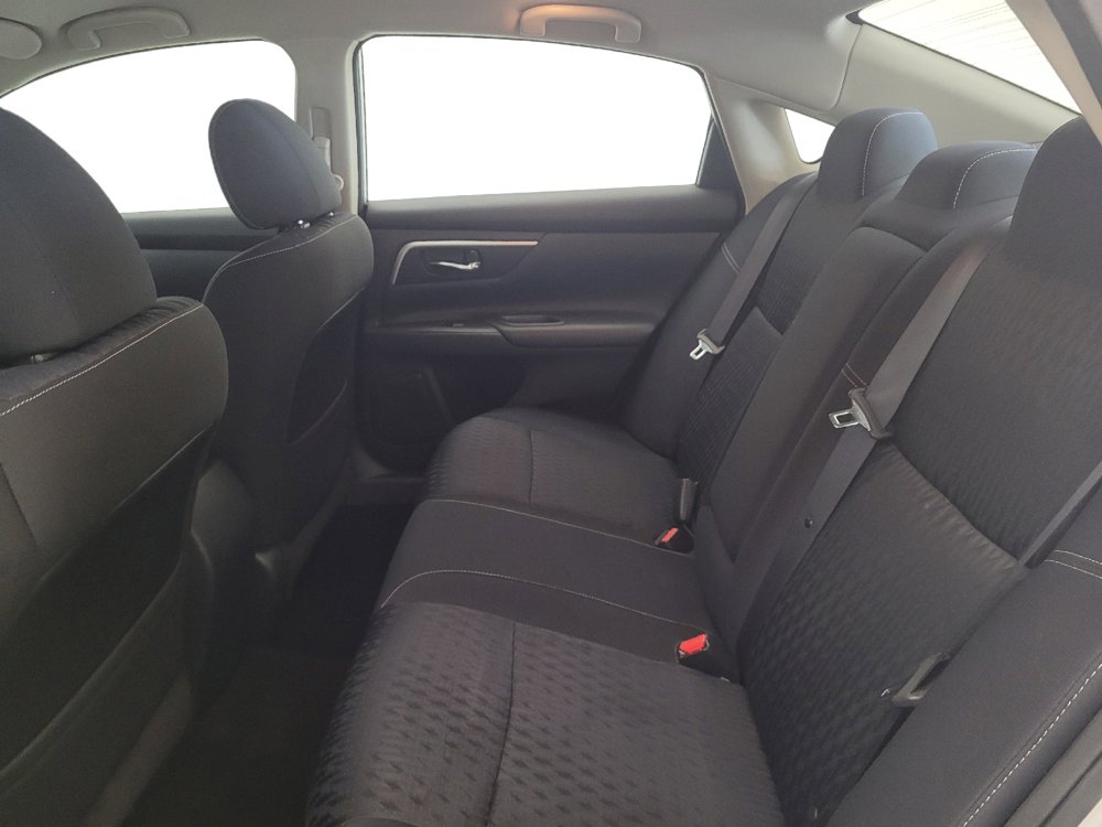 Used 2018 Nissan Altima 2.5 SV FWD image 18