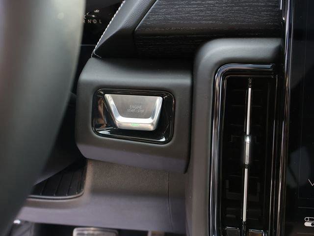 New 2026 GMC Yukon XL AT4 Ultimate AWD/4WD image 39