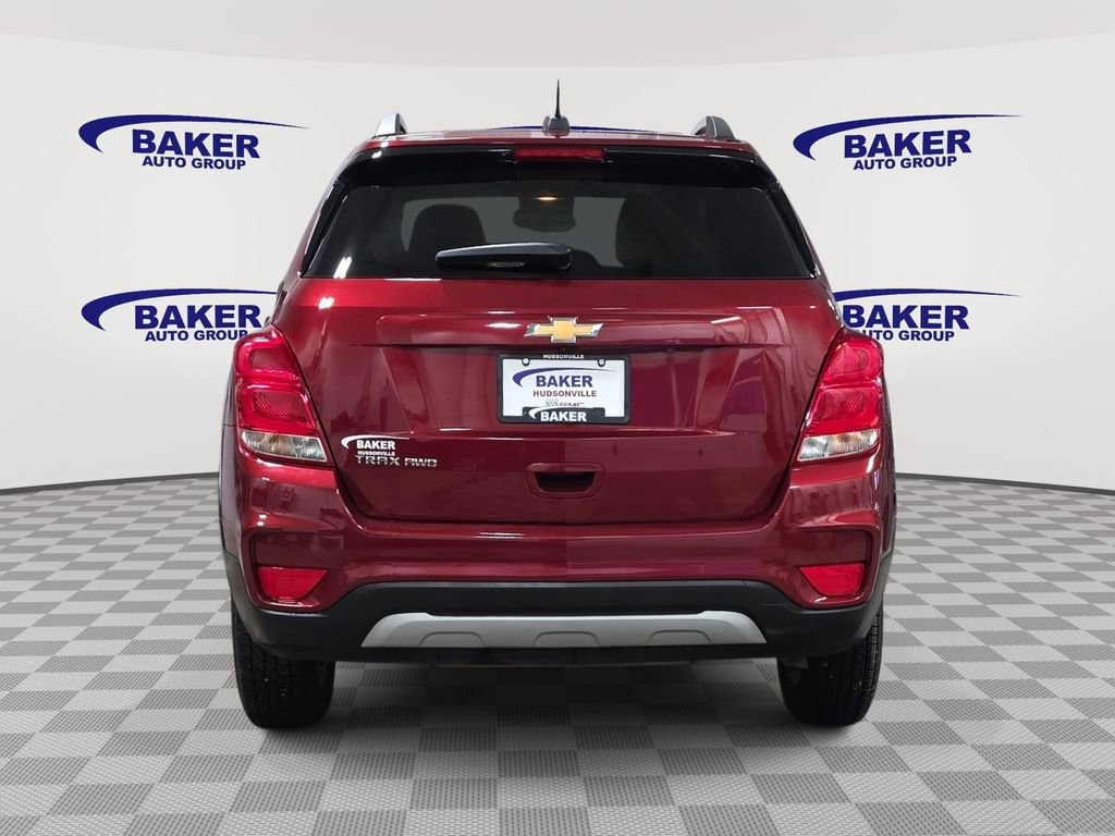 Certified 2022 Chevrolet Trax LT w/ LT Convenience Package image 6