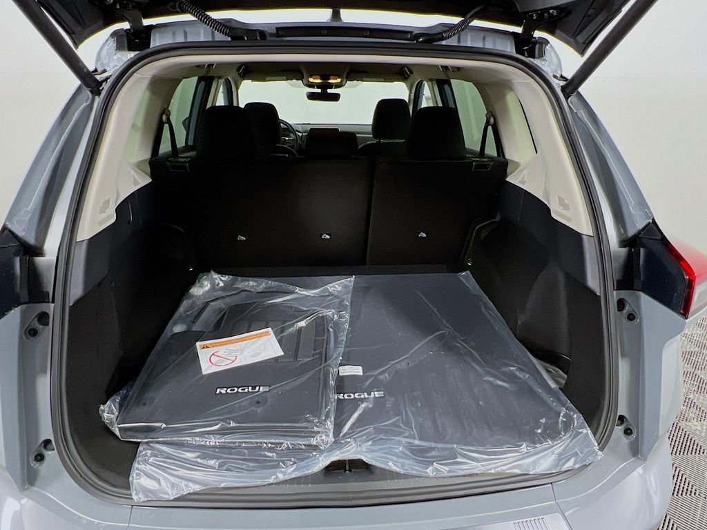 New 2026 Nissan Rogue SV w/ Cold Weather Package image 23
