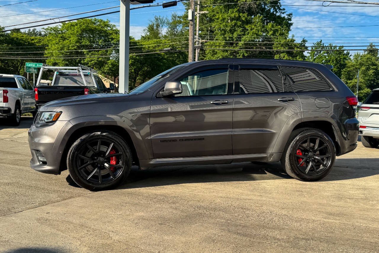 Used 2021 Jeep Grand Cherokee SRT AWD/4WD image 6