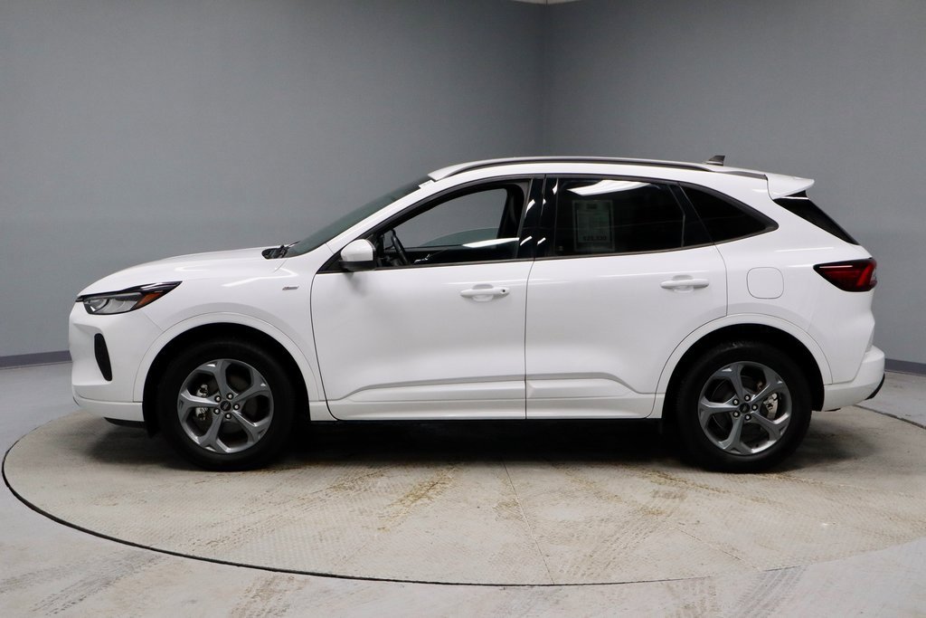 Certified 2023 Ford Escape ST-Line Select image 9