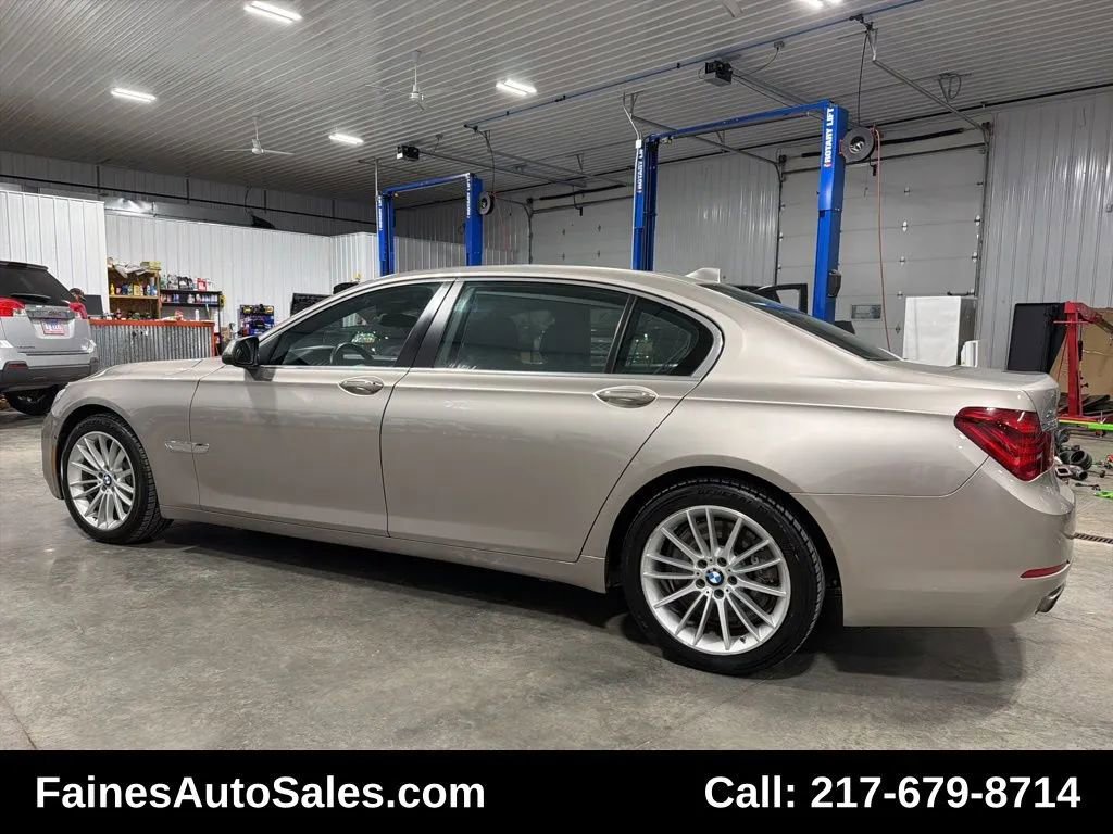 Used 2015 BMW 750Li xDrive 750Li xDrive Sedan 4D image 13