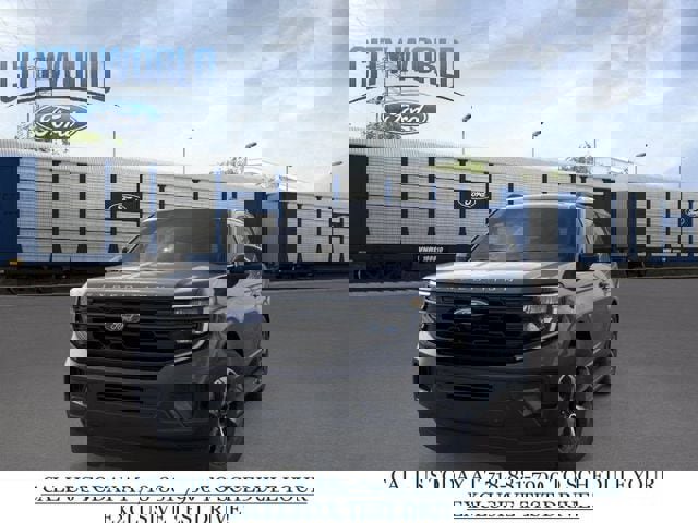 New 2026 Ford Expedition Active image 2