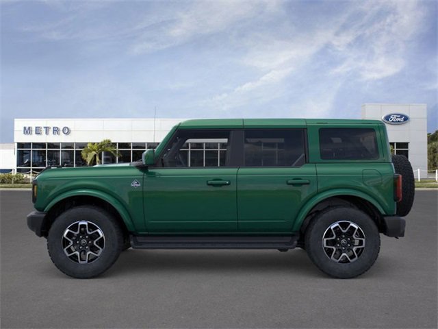 New 2025 Ford Bronco Outer Banks image 3