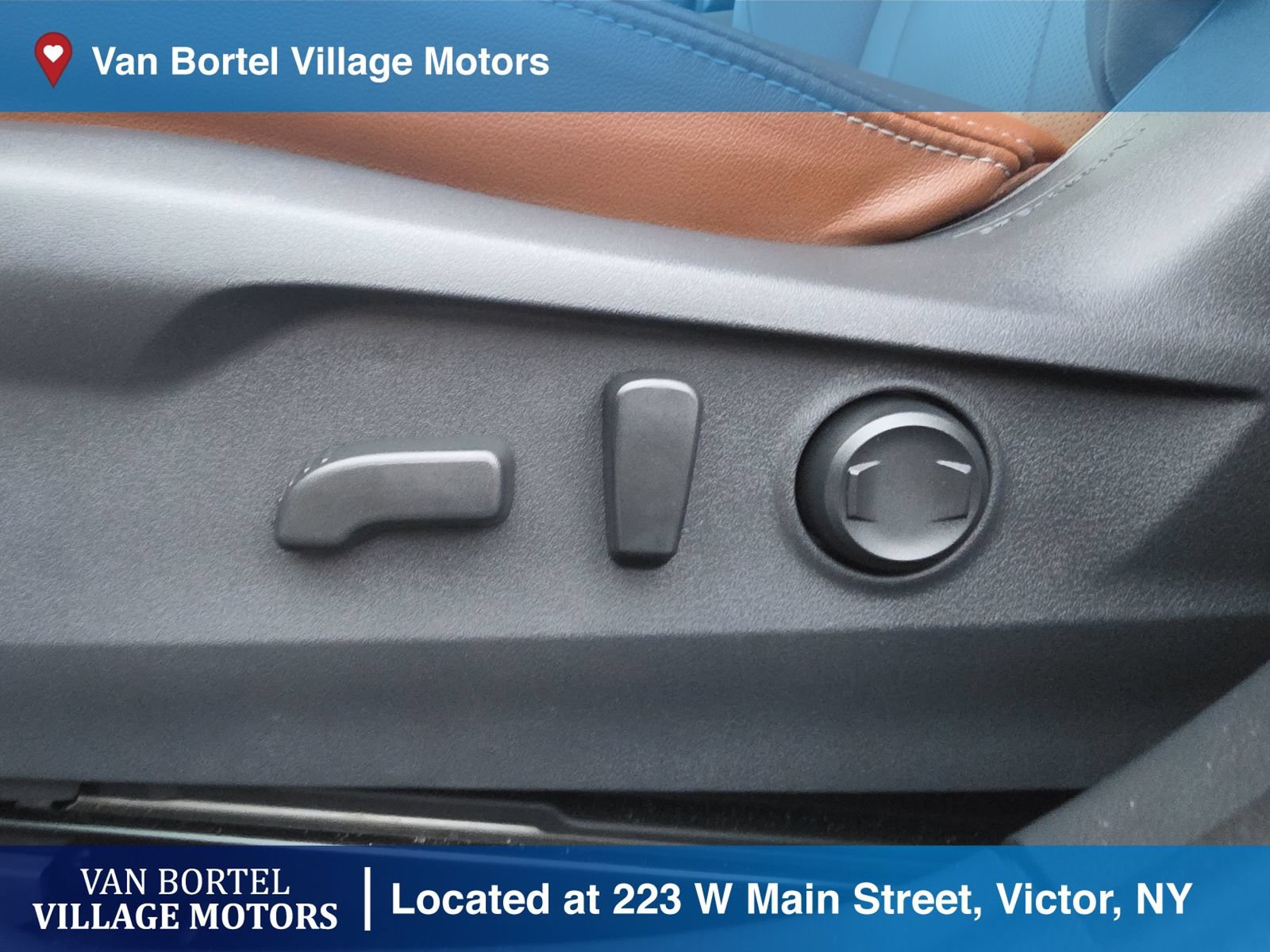 Used 2021 Subaru Outback Touring AWD/4WD image 13