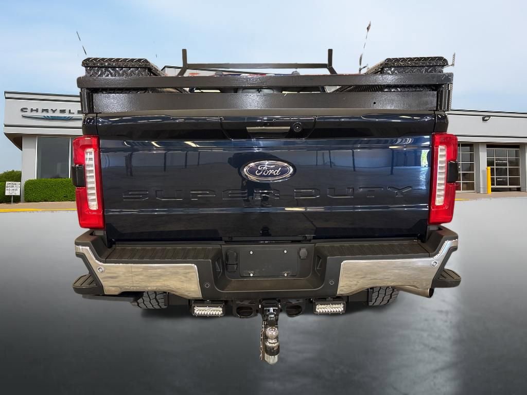 Used 2024 Ford F350 Lariat w/ Chrome Package image 4
