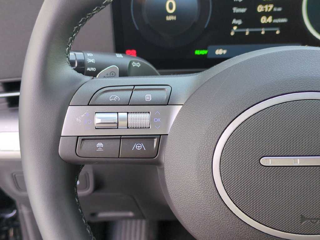 Used 2025 Hyundai Kona SEL FWD image 24
