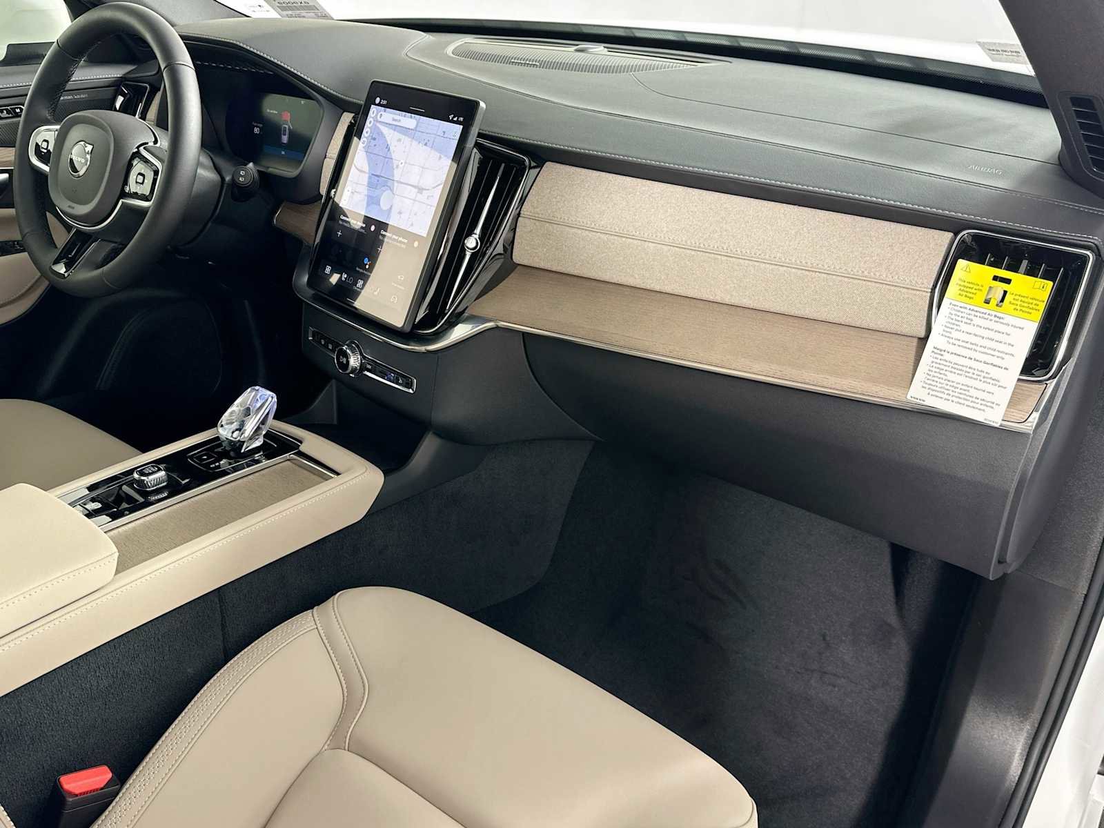 New 2026 Volvo XC90 B6 Plus w/ Protection Package Premier image 29