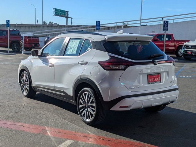 Used 2024 Nissan Kicks SR image 11
