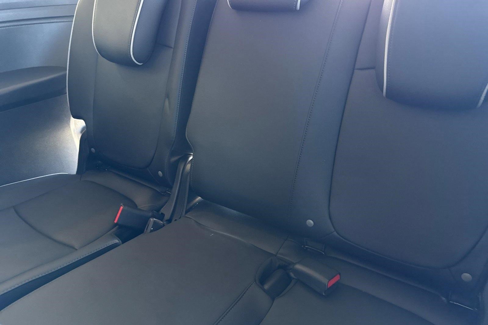 Certified 2026 Honda Odyssey Elite image 34