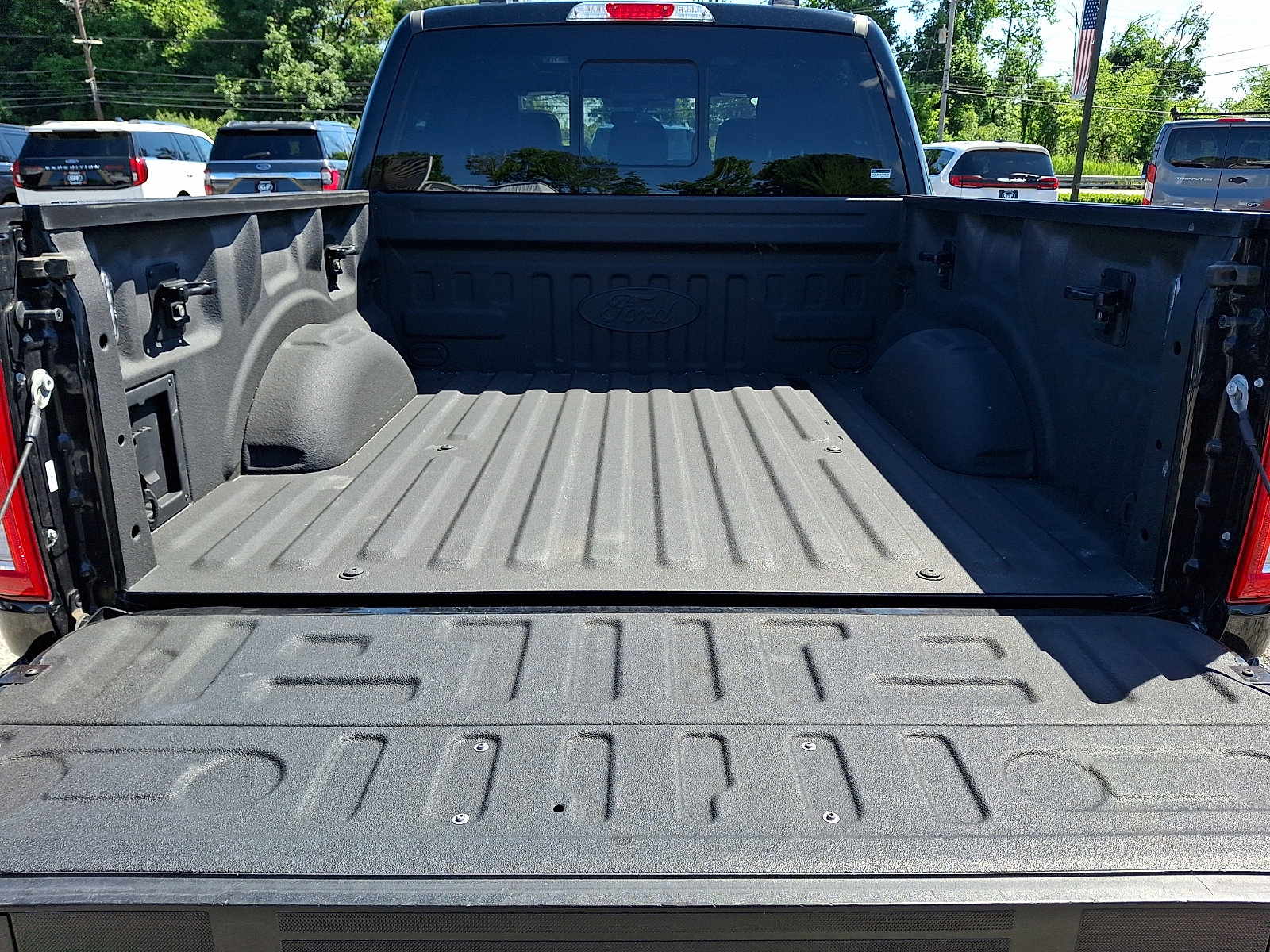 Certified 2023 Ford F150 Lariat w/ Equipment Group 502A High AWD/4WD image 33