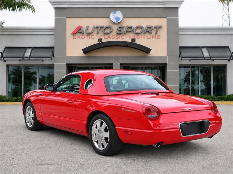 Used 2002 Ford Thunderbird RWD image 2