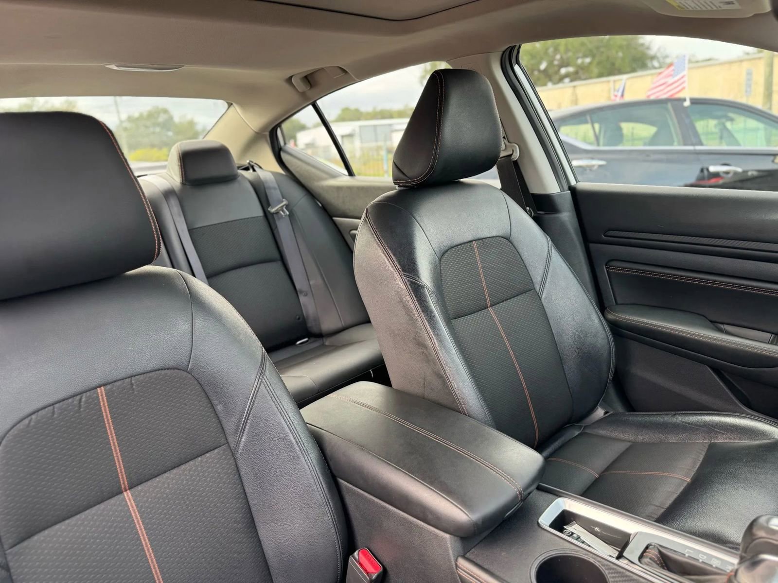 Used 2019 Nissan Altima 2.5 SR w/ SR Premium Package image 13