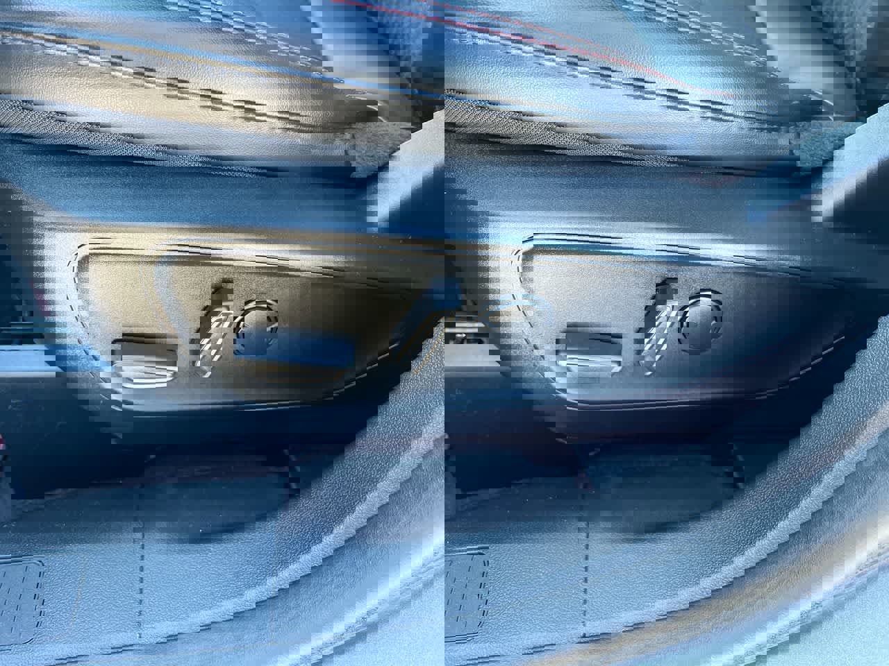 Used 2023 Ford Escape ST-Line Select w/ Tech Pack #2 image 12