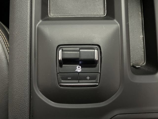 Used 2024 GMC Sierra 2500 AT4 w/ AT4 Preferred Package image 28