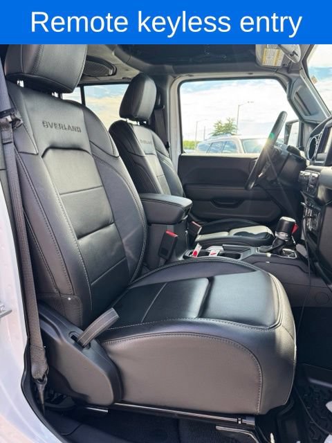 Used 2021 Jeep Gladiator Overland w/ LED Lighting Group AWD/4WD image 28