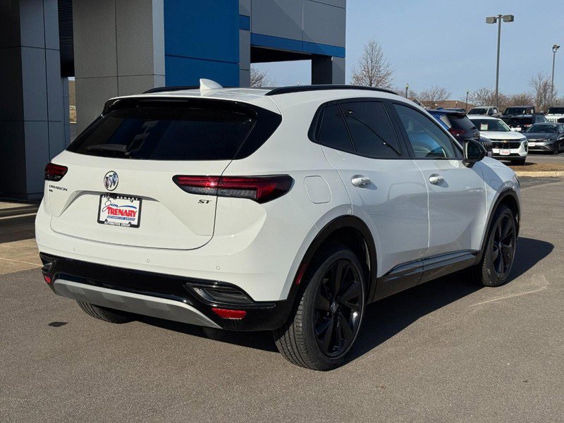 Used 2023 Buick Envision Essence w/ Sport Touring Package image 3