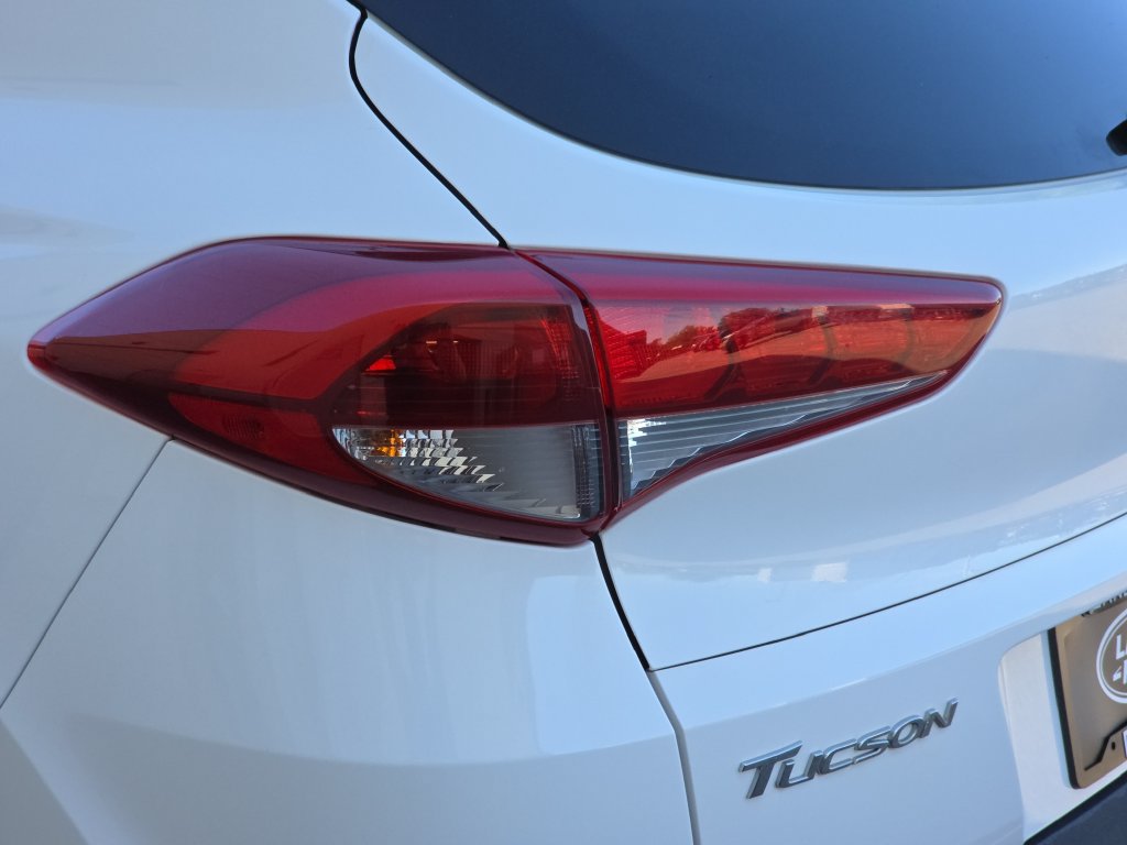 Used 2016 Hyundai Tucson Sport FWD image 35
