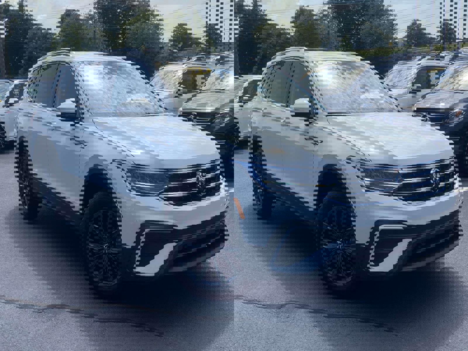 Certified 2022 Volkswagen Tiguan SE