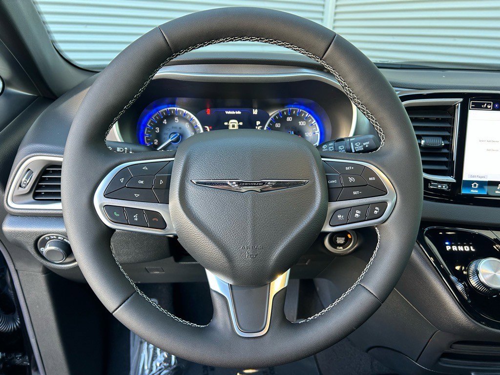 New 2025 Chrysler Voyager LX image 16