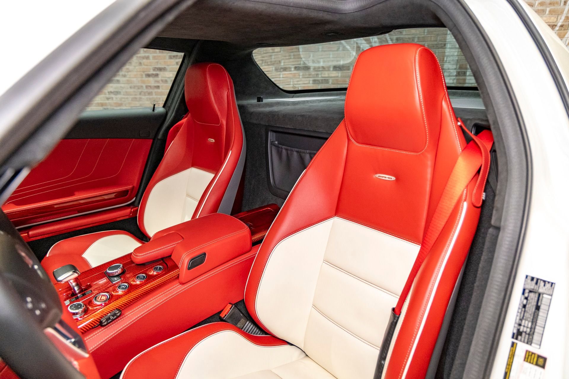 Used 2011 Mercedes-Benz SLS AMG image 38