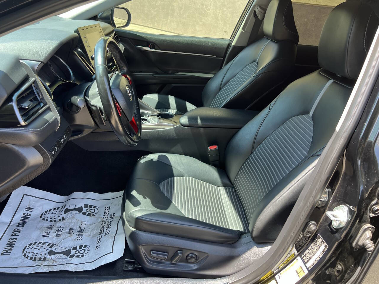 Used 2022 Toyota Camry SE image 27