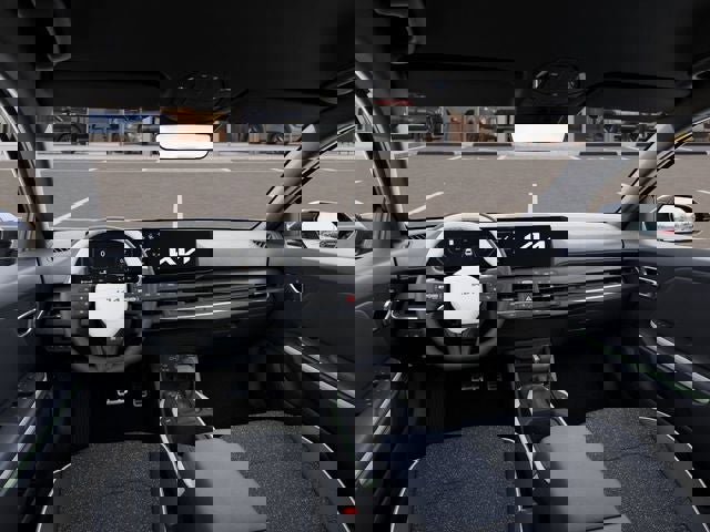 New 2025 Kia K4 GT-Line image 14