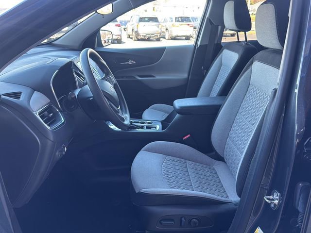 Used 2022 Chevrolet Equinox LS w/ LS Convenience Package video 2