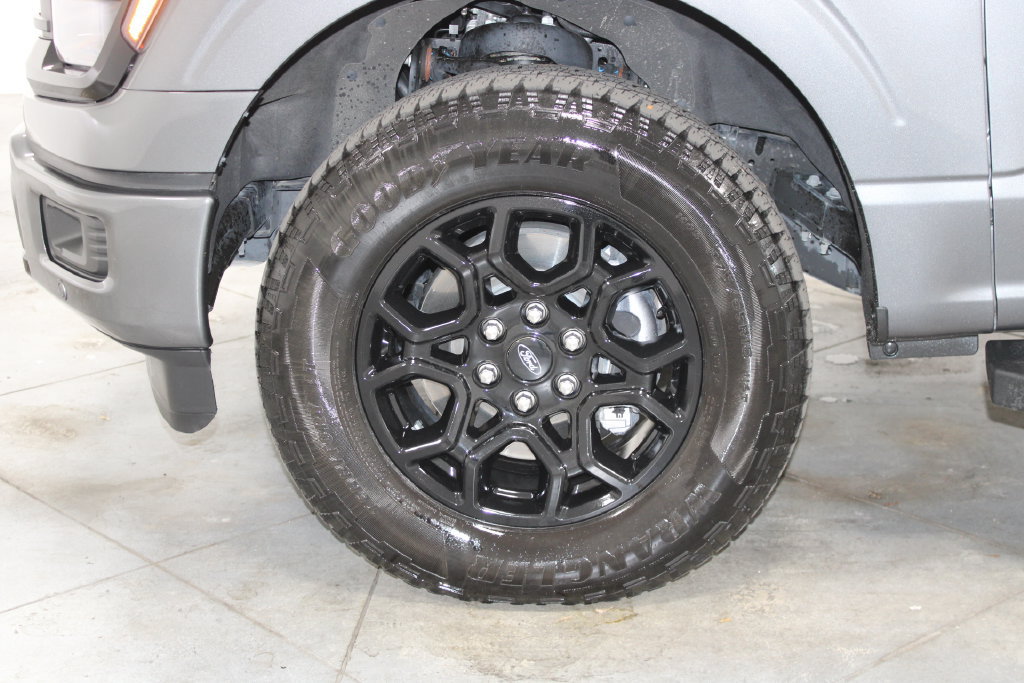 Used 2025 Ford F150 XLT w/ Equipment Group 302A MID AWD/4WD image 18
