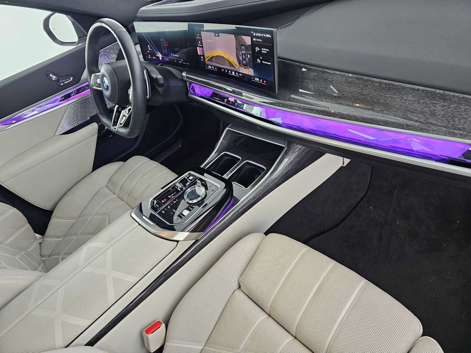 Used 2023 BMW 760i xDrive AWD/4WD image 11