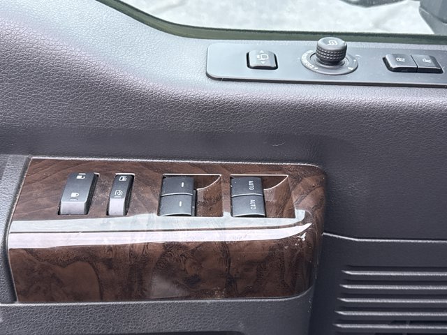 Used 2015 Ford F250 Platinum w/ FX4 Off-Road Package image 17