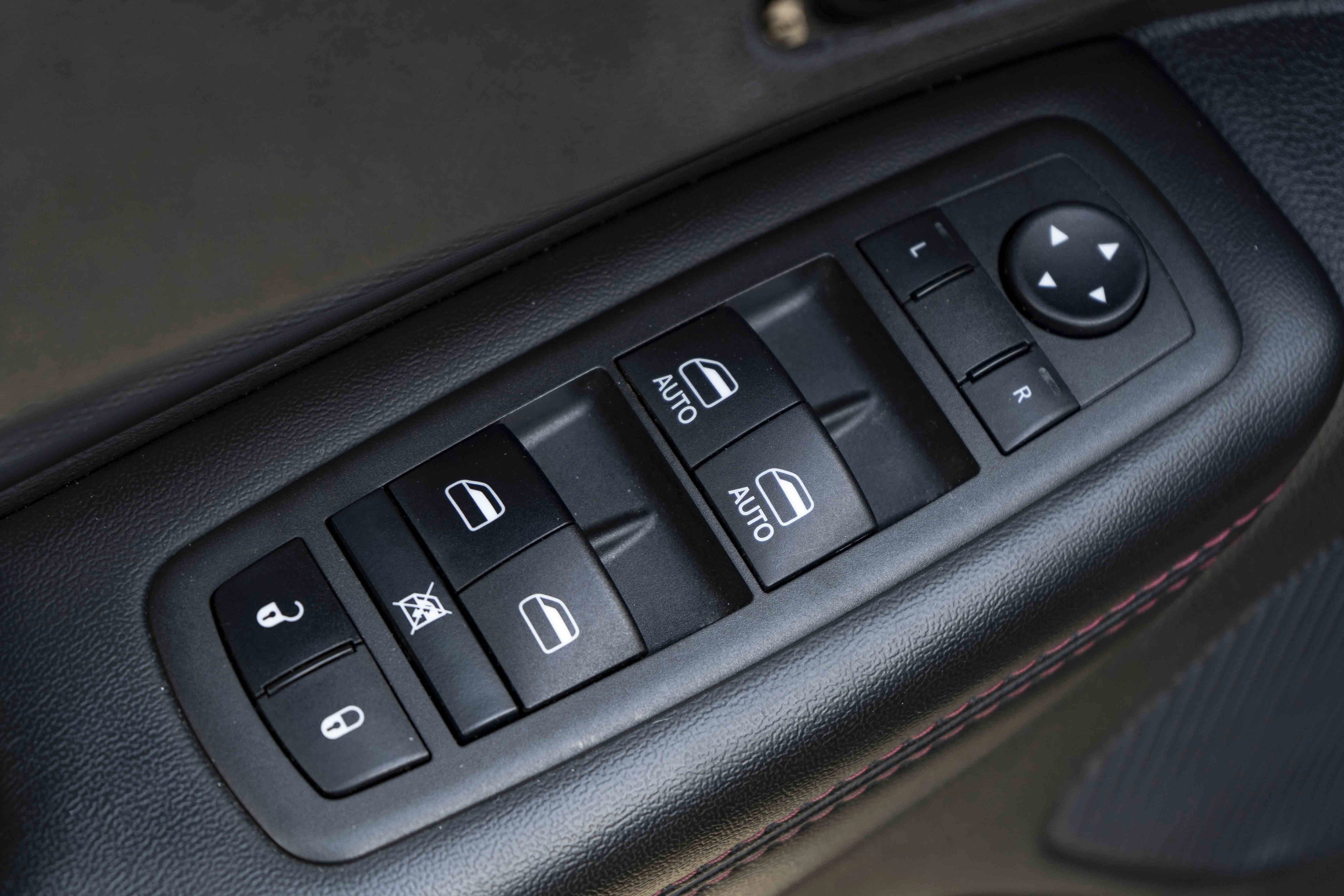 Used 2022 Dodge Durango R/T AWD/4WD image 34