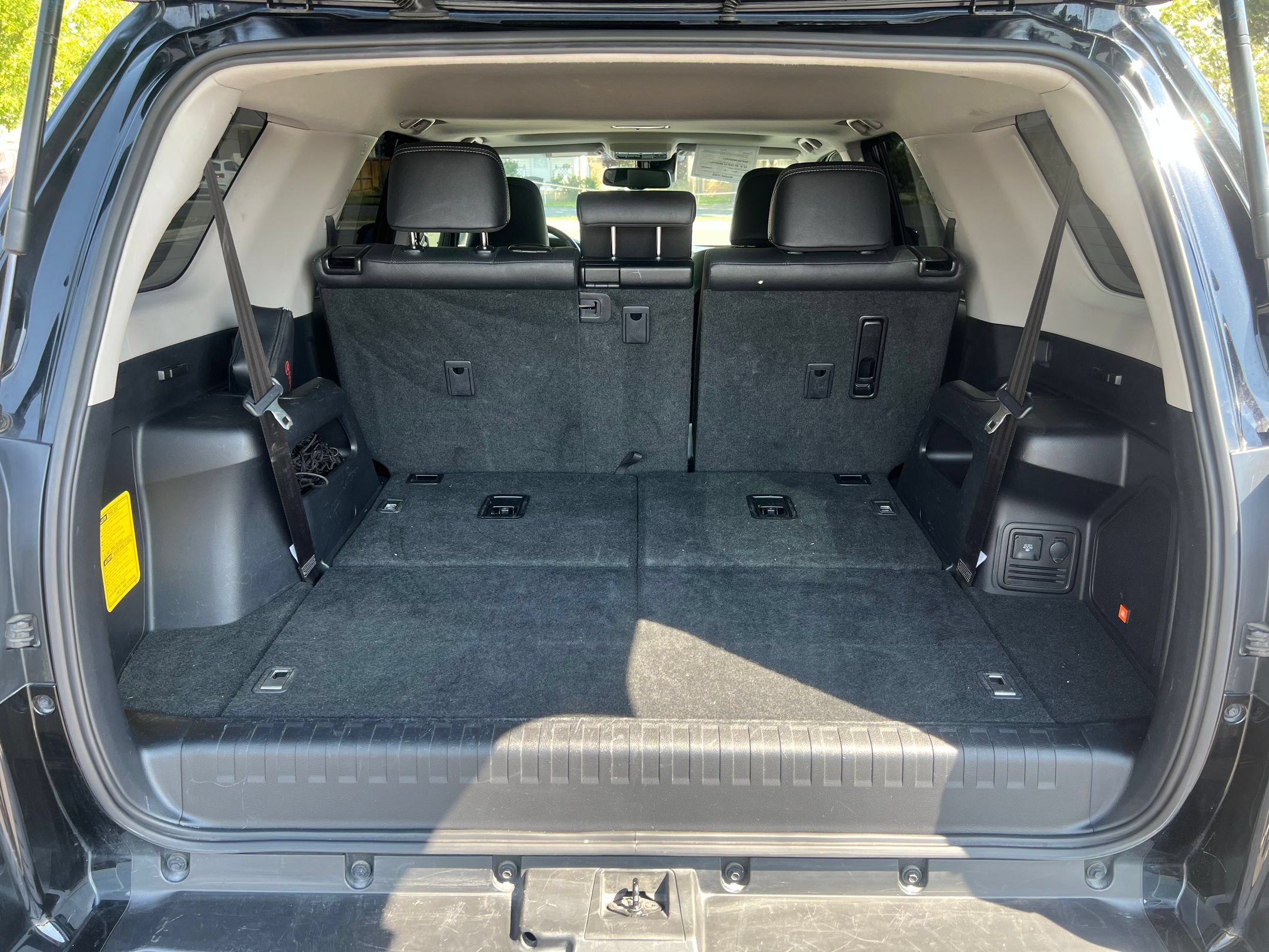 Used 2023 Toyota 4Runner Limited AWD/4WD image 26