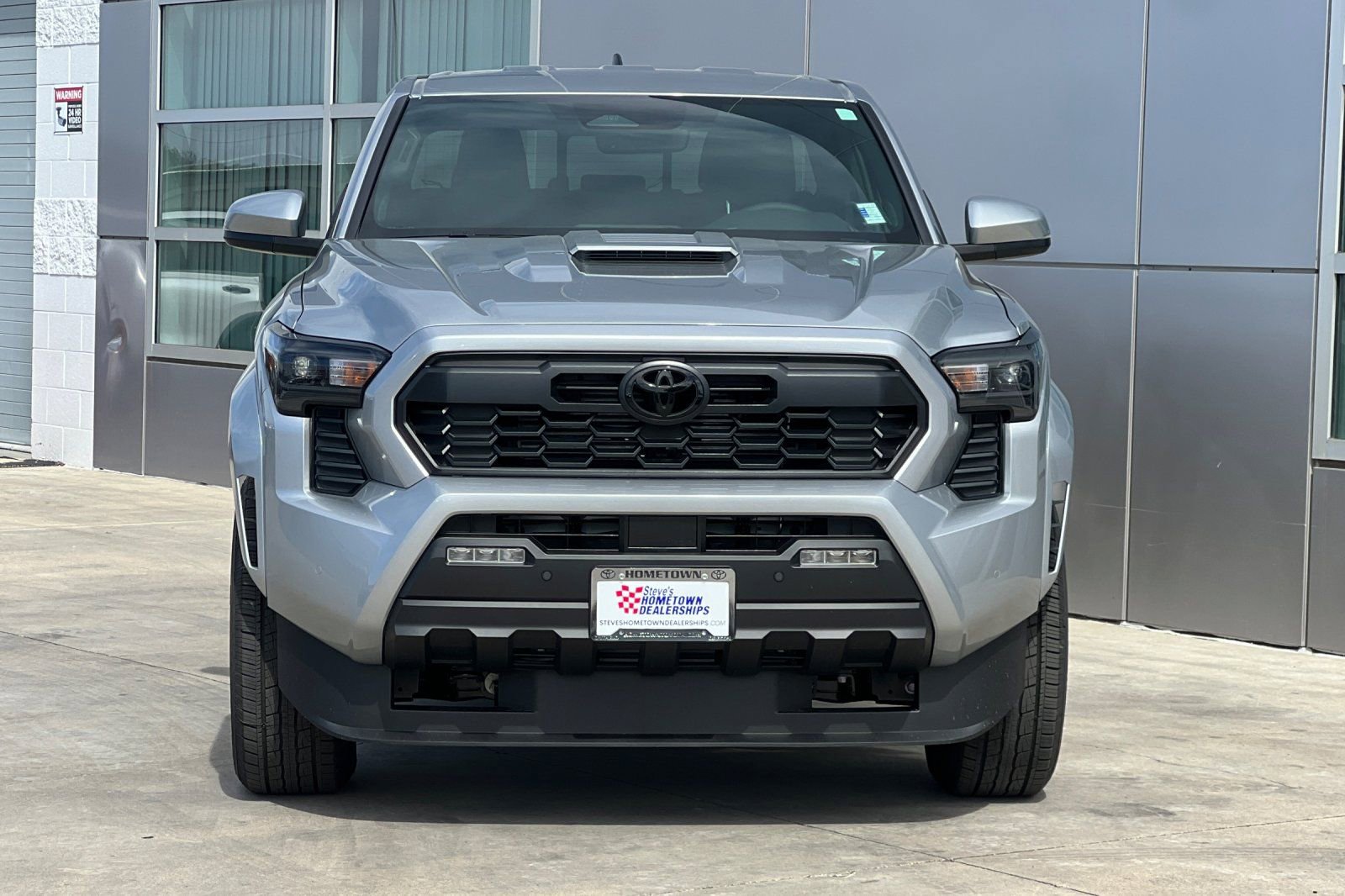 New 2026 Toyota Tacoma TRD Sport w/ TRD Sport Upgrade Package AWD/4WD image 6