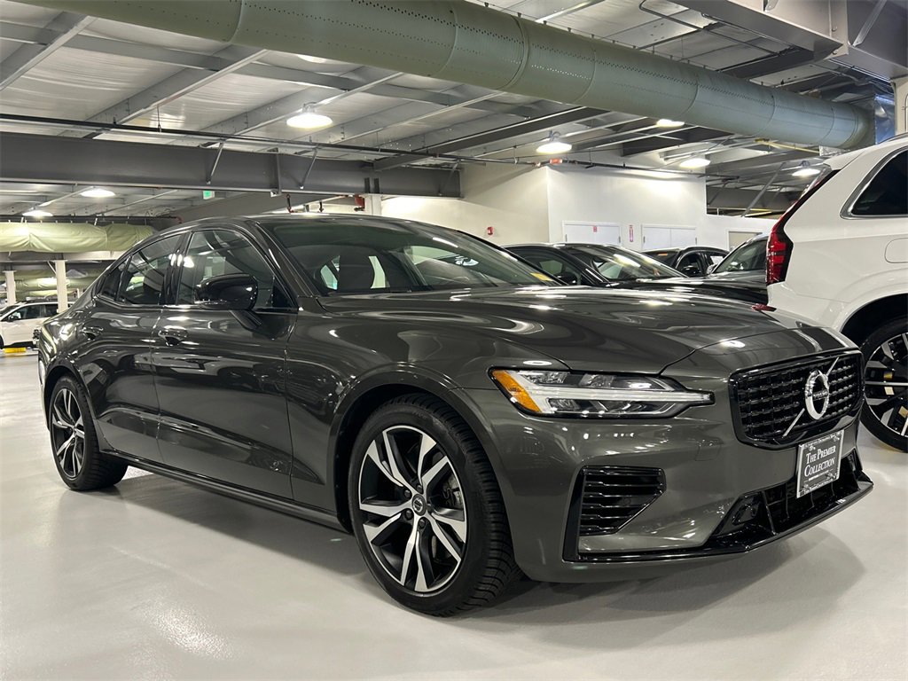 Used 2021 Volvo S60 T8 R-Design Expression
