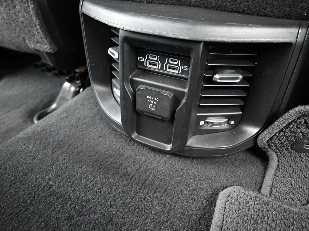Used 2023 RAM 2500 Laramie AWD/4WD image 18